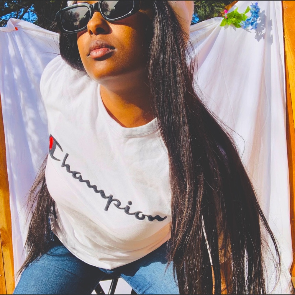 champion t shirt size Small